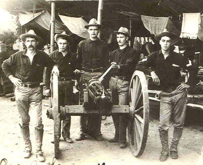 13th Minnesota Volunteer Infantry with a Gatling Gun